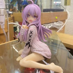 Figura Elaina Edición Sentada