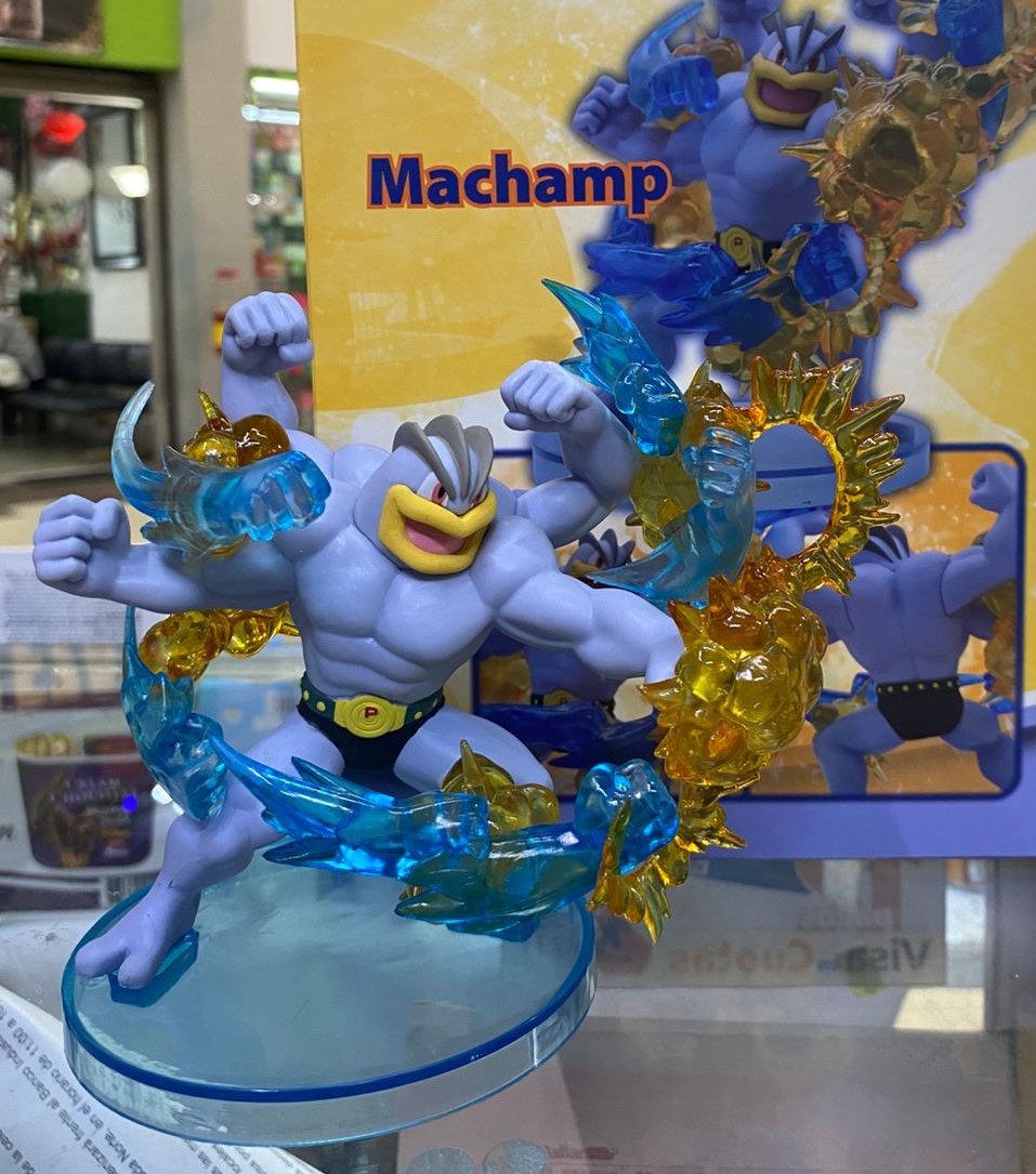 Figura Machamp Edición en Batalla