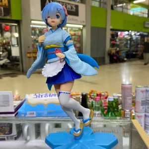 Figura Rem Edición con VESTIDO CELESTE