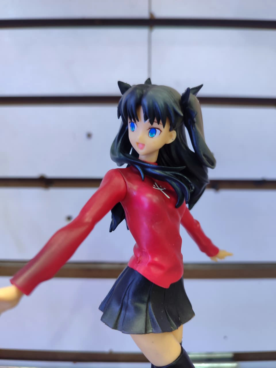 Figura Tohsaka Rin Edici贸n de Pie 20CM - Imagen 4