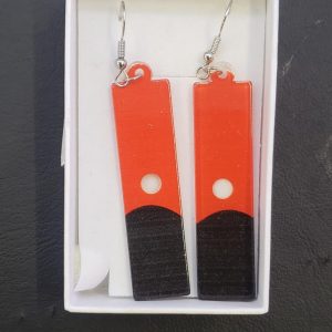 Par de Aretes de Tokio Revengers color Rojo con Negro