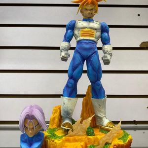 Figura PREMIUM Trunks con Armadura de Combate 2 Cabezas Intercambiables 29cm