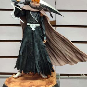 Figura PREMIUM Ichigo Kurosaki Edición con Capucha 33CM