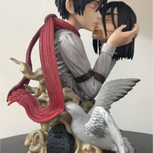 Figura PREMIUM Mikasa Edición con Cabeza de Eren 22cm