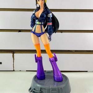 Figura Nico Robin Edición  con Traje de Egghead  28cm
