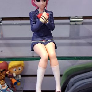Figura Aira Edición  Sentada 15cm