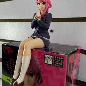 Figura Aira Edición  Sentada 15cm