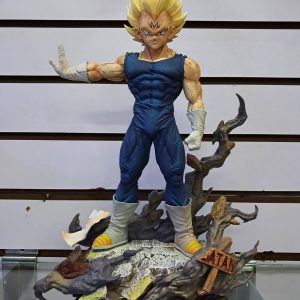 Figura PREMIUM  Majin Vegeta  Versión solo incluye 1 Brazo  Intercambiable  extra(2 brazos en  total) 32CM