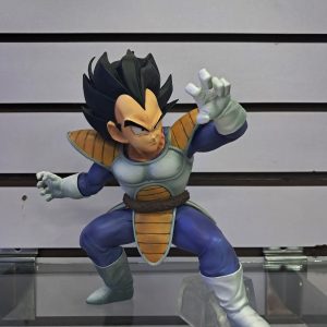 Figura PREMIUM  Vegeta Edición  Saga Saiyajin 20cm